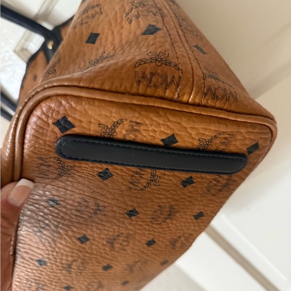 MCM EUC Cognac & Black Tote with Unbranded Dustbag - Picture 9 of 14